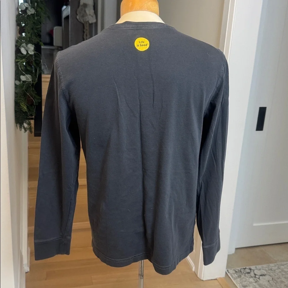 Life Is Good Long Sleeve Graphic Tee | Compass Arrows Design | Size M - Picture 4 of 4